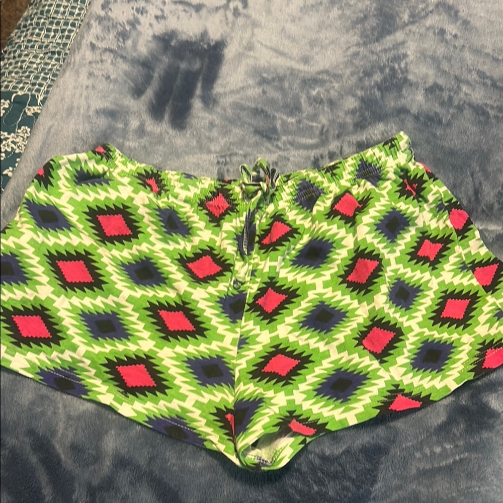 Vibrant Geometric Women's Shorts